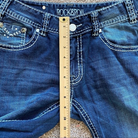 ROCK & Roll Cowgirl Mid Rise Bootcut Jeans 30x34 Embellished Pockets - Picture 12 of 12